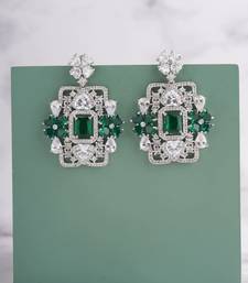 Silver plated emerald green stones drop earrings