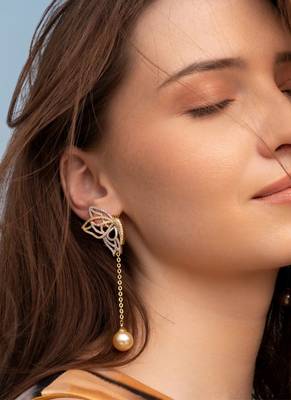 Golden linear chain drop earrings 1