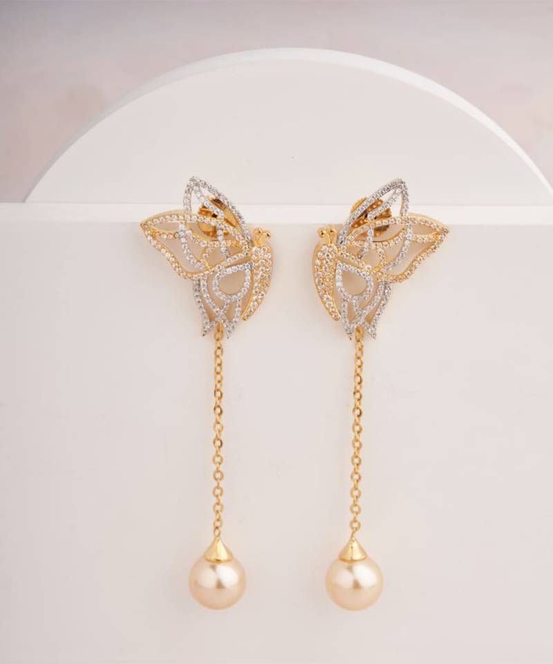 Golden linear chain drop earrings
