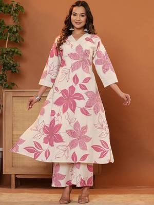 Women Floral Printed Regular Pure Cotton Kurta with Palazzos 4