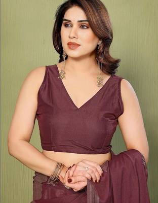 Maroon pure georgette printed saree with blouse 5
