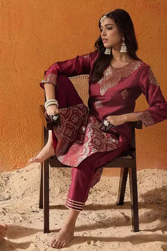 Maroon Floral Woven Design Straight Kurta with Trousers