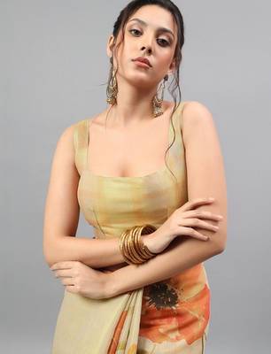 Beige tussar printed saree with blouse 4