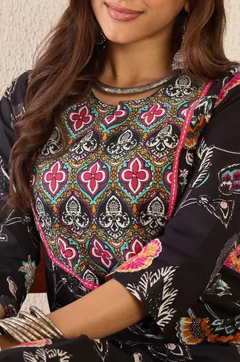 Floral Printed Notch Neck Pure Cotton Straight Kurta With Trousers