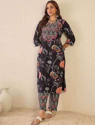 Floral Printed Notch Neck Pure Cotton Straight Kurta With Trousers 4