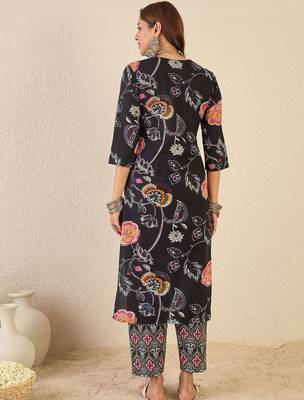 Floral Printed Notch Neck Pure Cotton Straight Kurta With Trousers 5