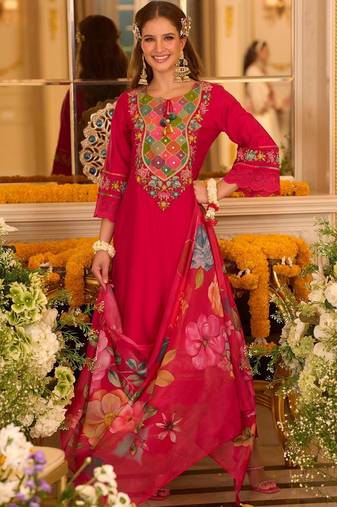Women Ethnic Motifs Embroidered Regular Mirror Work Kurta with Trousers & With Dupatta