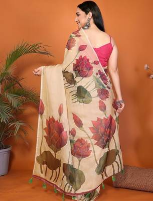 Cream organza printed saree with blouse 4