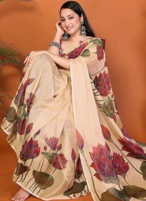 Cream organza printed saree with blouse 5