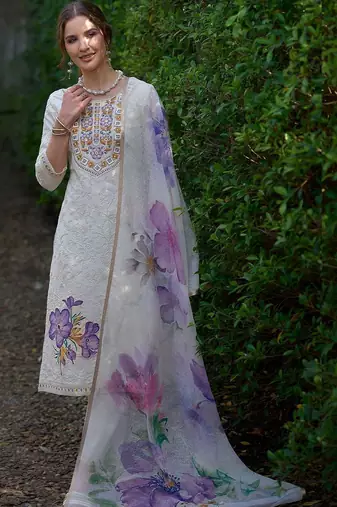 Women Floral Embroidered Regular Thread Work Pure Cotton Kurta with Trousers & With Dupatta