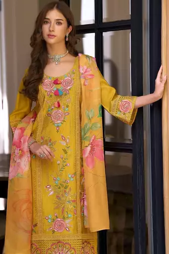 Women Floral Embroidered Regular Thread Work Kurta with Trousers & With Dupatta