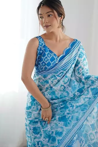 Blue pure georgette printed saree with blouse