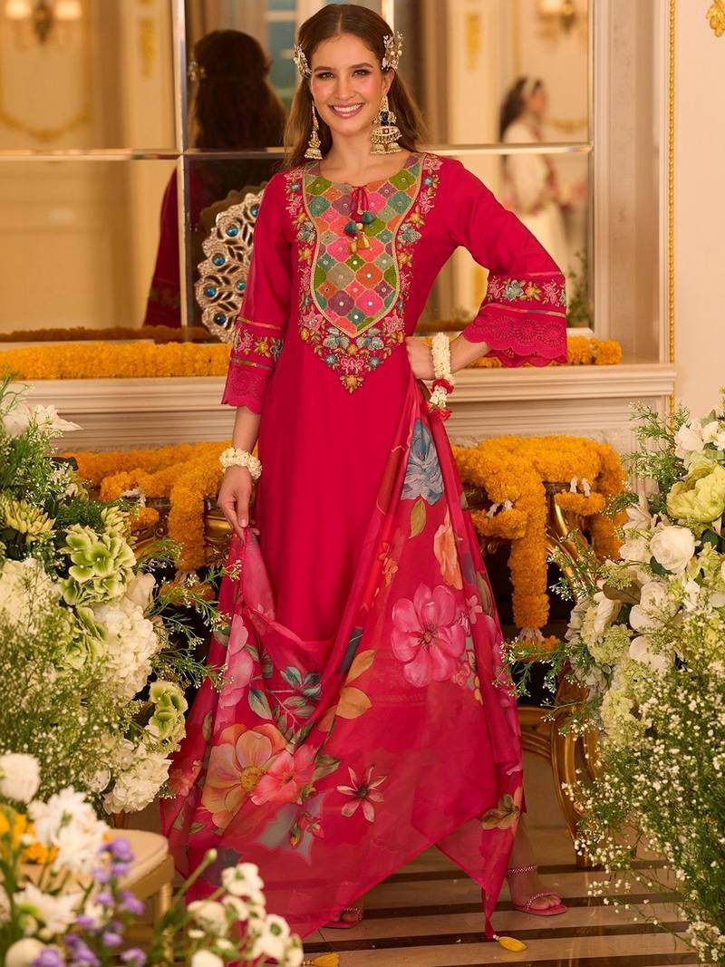 Women Ethnic Motifs Embroidered Regular Thread Work Kurta with Trousers & With Dupatta