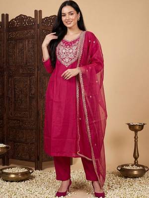 Women Ethnic Motifs Embroidered Regular Kurta with Trousers & With Dupatta 1