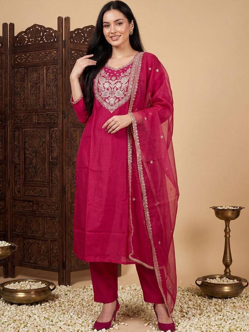Women Ethnic Motifs Embroidered Regular Kurta with Trousers & With Dupatta