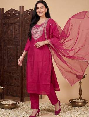 Women Ethnic Motifs Embroidered Regular Kurta with Trousers & With Dupatta 3