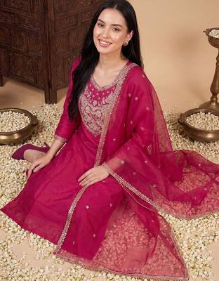 Women Ethnic Motifs Embroidered Regular Kurta with Trousers & With Dupatta 6
