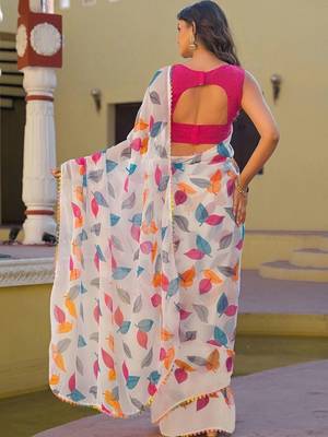 White chiffon printed saree with blouse 3