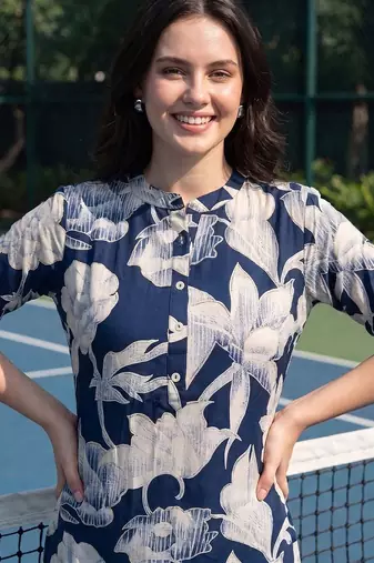 Women Floral Printed Regular Kurta with Trousers