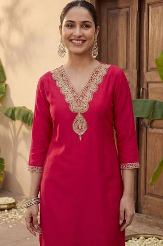 Women Ethnic Motifs Regular Liva Kurta with Trousers