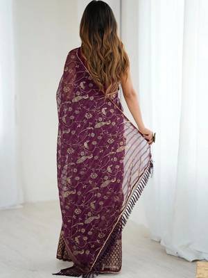 Purple pure georgette printed saree with blouse 3