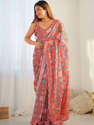 Peach pure georgette printed saree with blouse 3