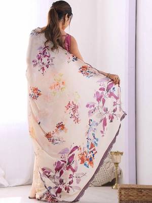 Off white pure georgette printed saree with blouse 3