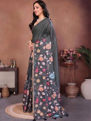 Charcoal linen printed saree with blouse 3