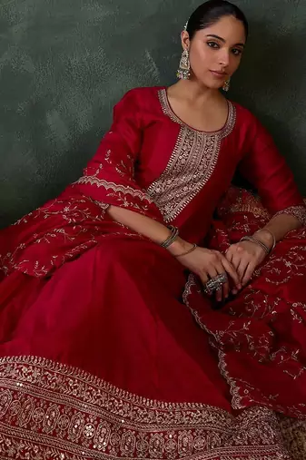 Women Ethnic Motifs Embroidered Sequinned Kurta with Trousers & With Dupatta