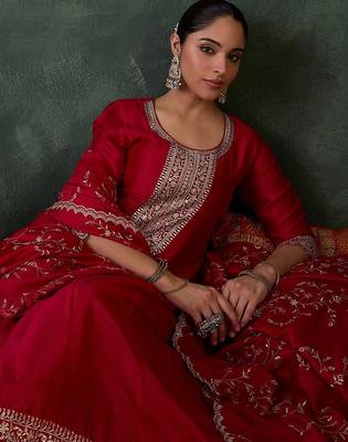 Women Ethnic Motifs Embroidered Sequinned Kurta with Trousers & With Dupatta 7