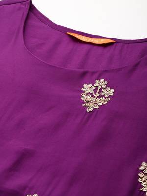 Ethnic Motifs Embroidered Kurta With Trousers & Dupatta 2