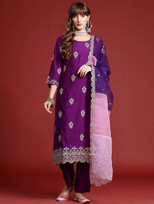 Ethnic Motifs Embroidered Kurta With Trousers & Dupatta 5