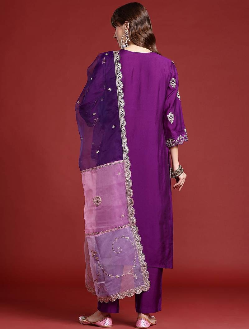 Ethnic Motifs Embroidered Kurta With Trousers & Dupatta