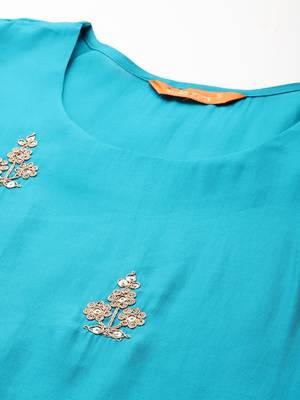 Ethnic Motifs Embroidered Sequinned Kurta With Trousers & Dupatta 2