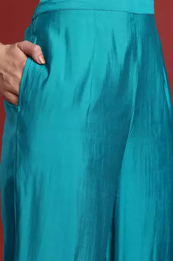 Ethnic Motifs Embroidered Sequinned Kurta With Trousers & Dupatta