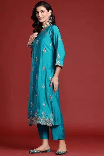 Ethnic Motifs Embroidered Sequinned Kurta With Trousers & Dupatta