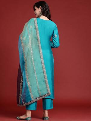 Ethnic Motifs Embroidered Sequinned Kurta With Trousers & Dupatta 6
