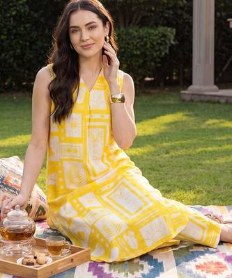 Women Printed Regular Pure Cotton Kurta with Trousers 5