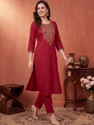 Women Ethnic Motifs Embroidered Regular Pure Cotton Kurta with Trousers 1