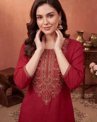 Women Ethnic Motifs Embroidered Regular Pure Cotton Kurta with Trousers 2