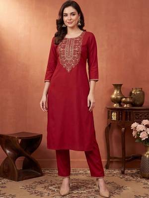 Women Ethnic Motifs Embroidered Regular Pure Cotton Kurta with Trousers 6