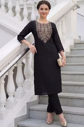 Women Ethnic Motifs Embroidered Regular Thread Work Pure Cotton Kurta with Trousers