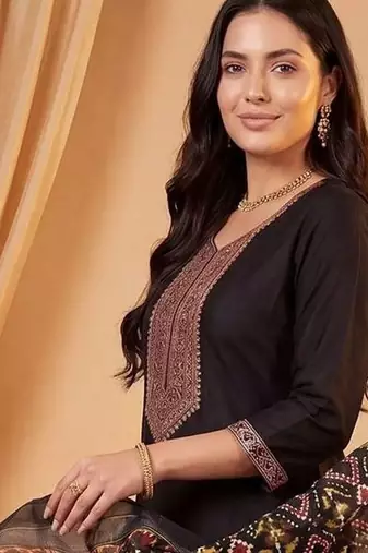 Women Ethnic Motifs Embroidered Regular Thread Work Kurta with Trousers & With Dupatta