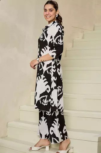 Women Printed Regular Cotton Kurta with Palazzos