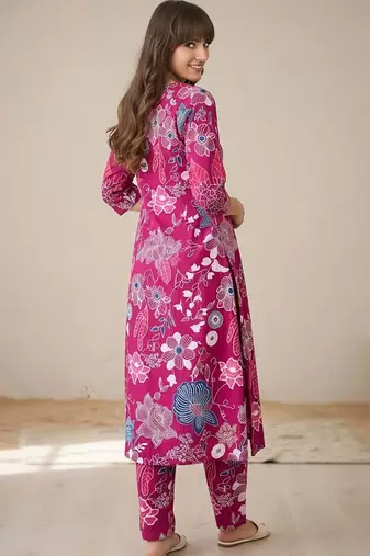 Women Floral Printed Regular Pure Cotton Kurta with Trousers