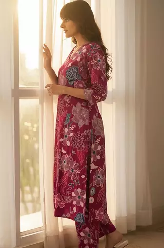 Women Floral Printed Regular Pure Cotton Kurta with Trousers