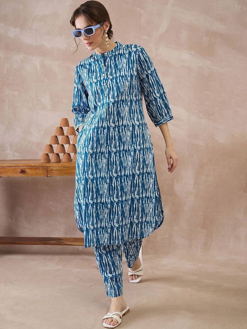 Women Printed Regular Pure Cotton Kurta with Trousers