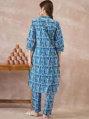 Women Printed Regular Pure Cotton Kurta with Trousers 4