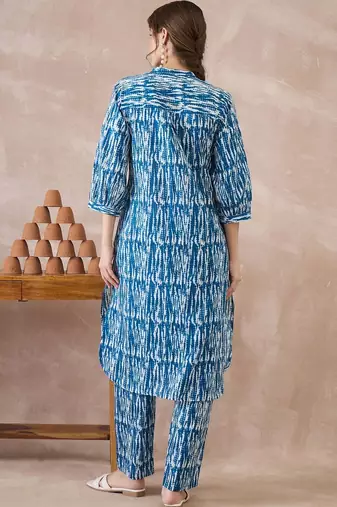 Women Printed Regular Pure Cotton Kurta with Trousers