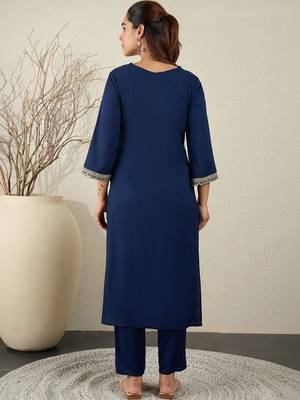 Women Regular Thread Work Kurta with Trousers 4